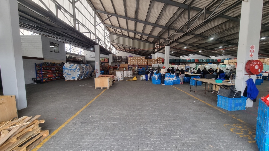 To Let commercial Property for Rent in Blackheath Industrial Western Cape